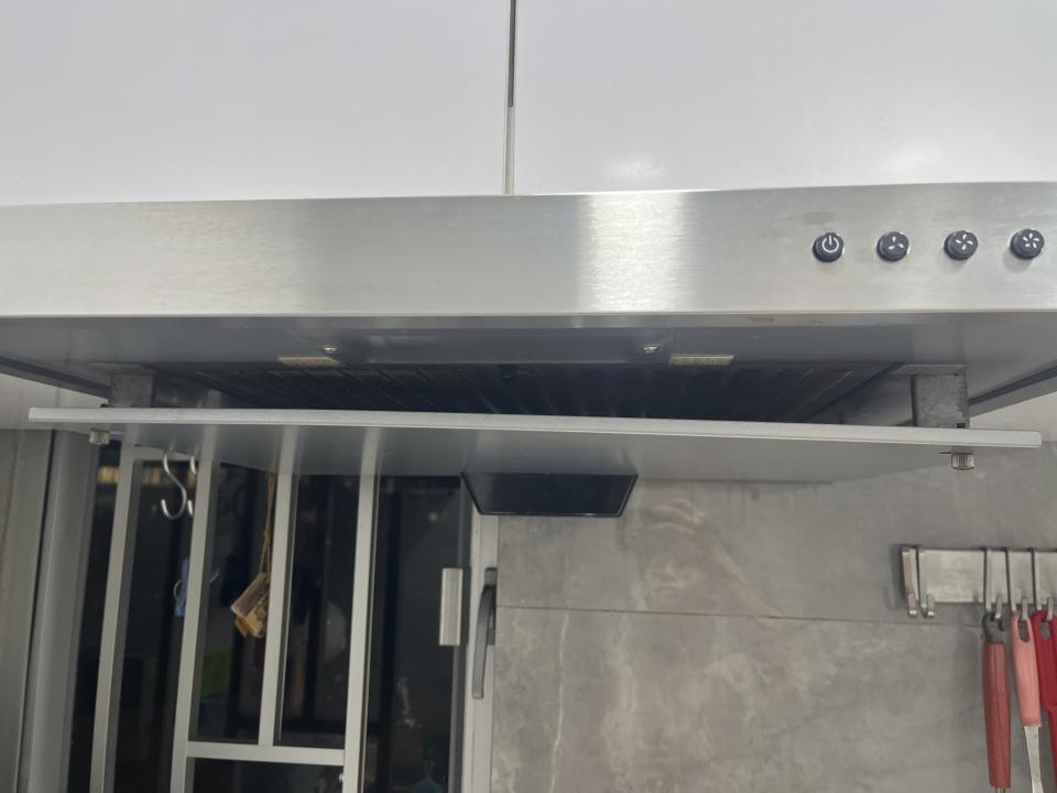 抽油煙機清洗工作照片