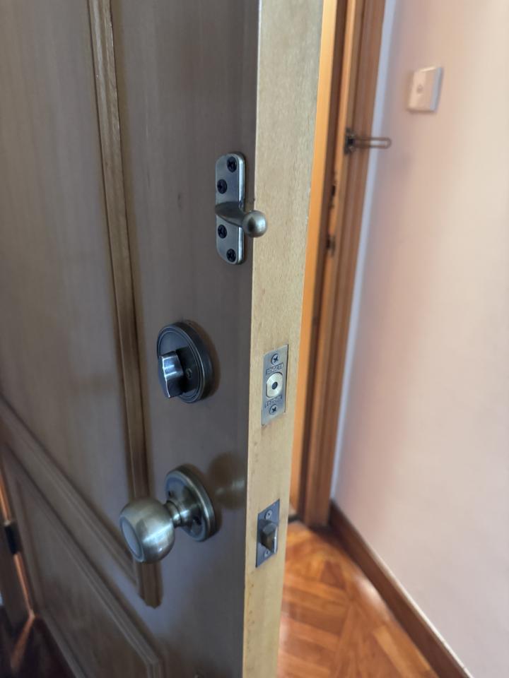 Smart Lock Installation & RepairJob photo