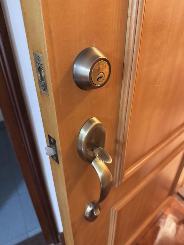 Smart Lock Installation & RepairJob photo