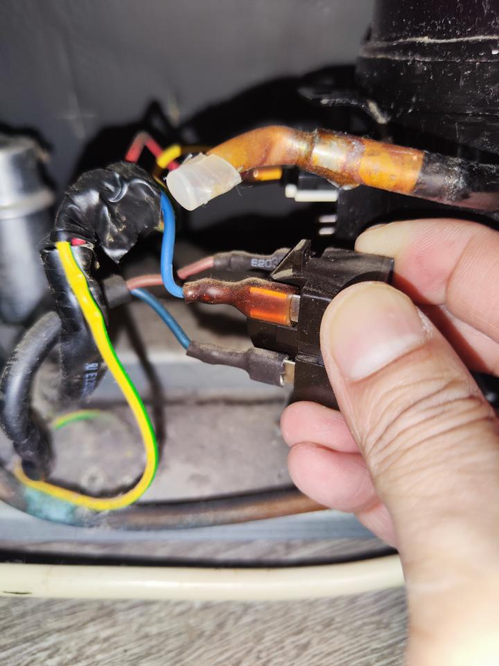 Refrigerator RepairJob photo