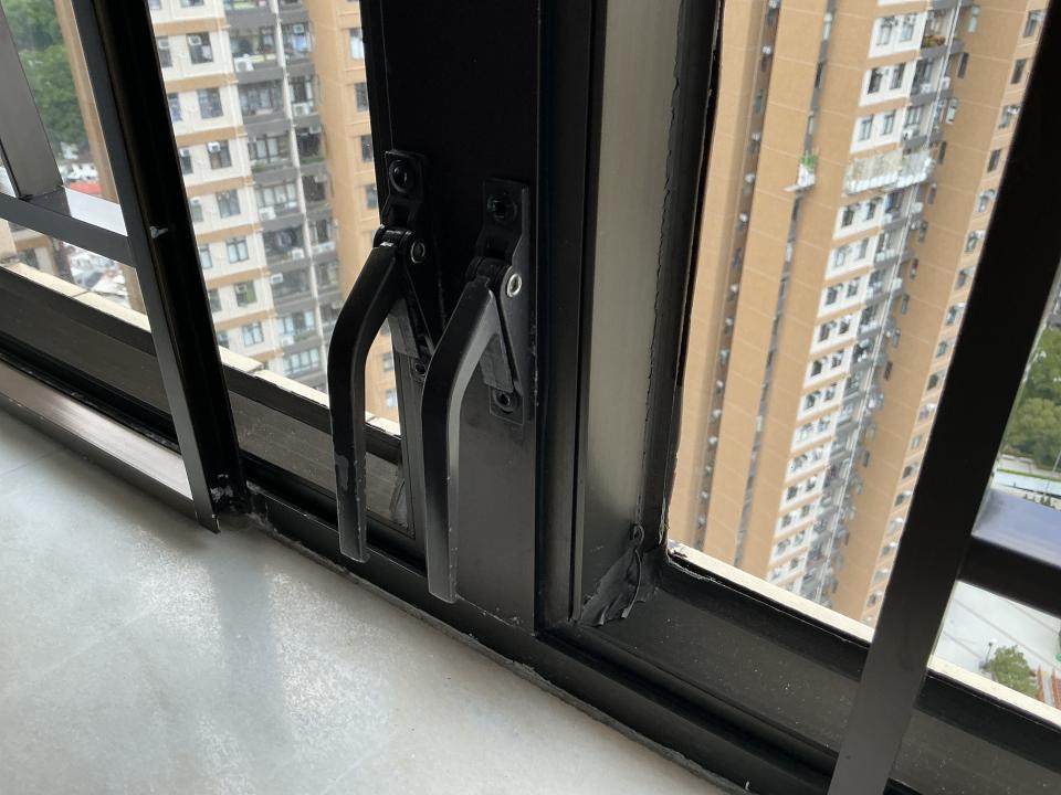 鋁窗維修工作照片