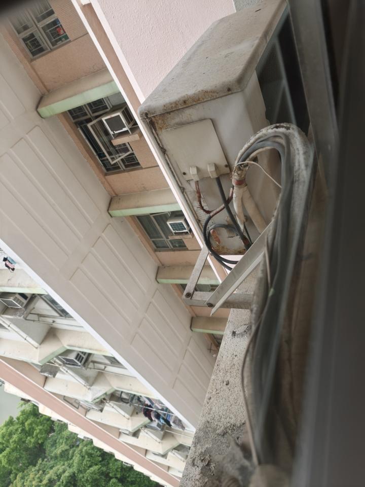 冷氣安裝工作照片