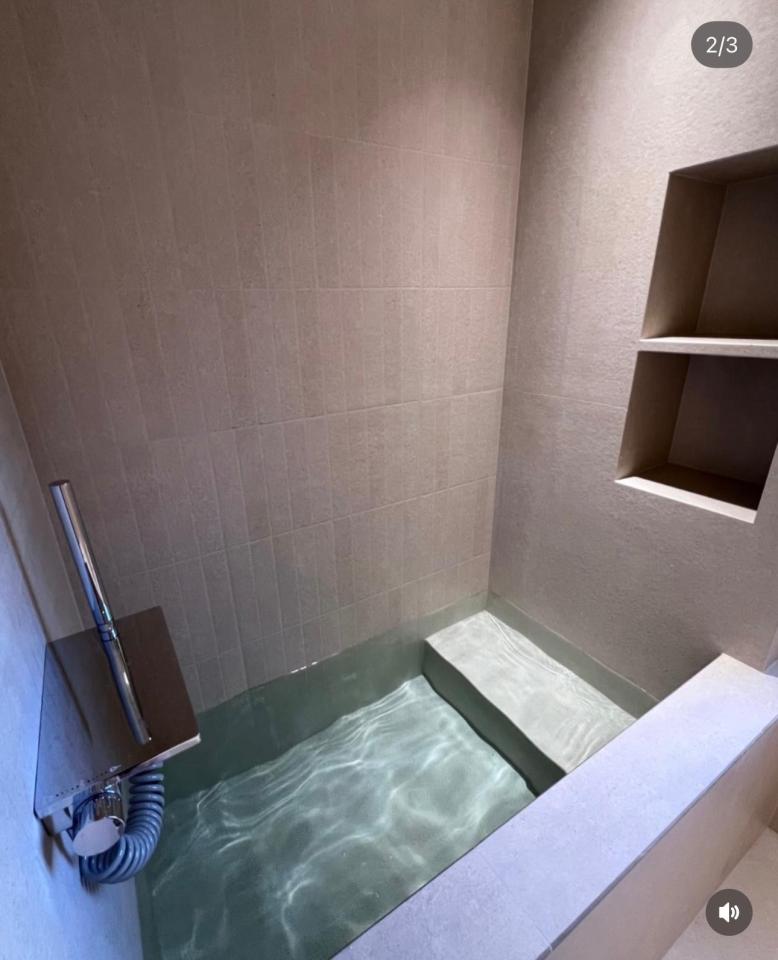 Bathroom DesignJob photo
