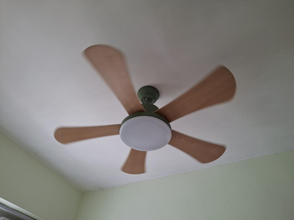 燈飾維修工作照片