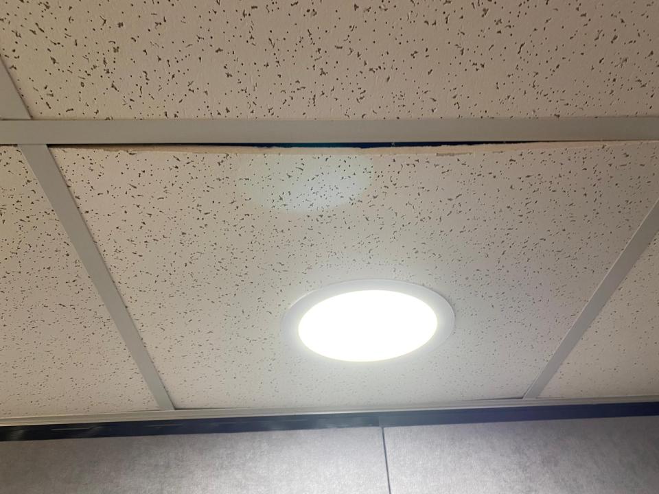 天花工程工作照片