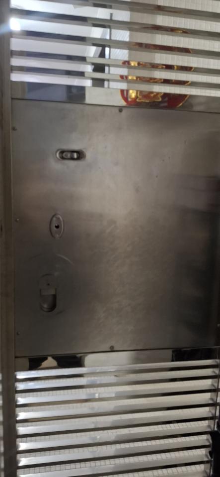 Iron DoorJob photo