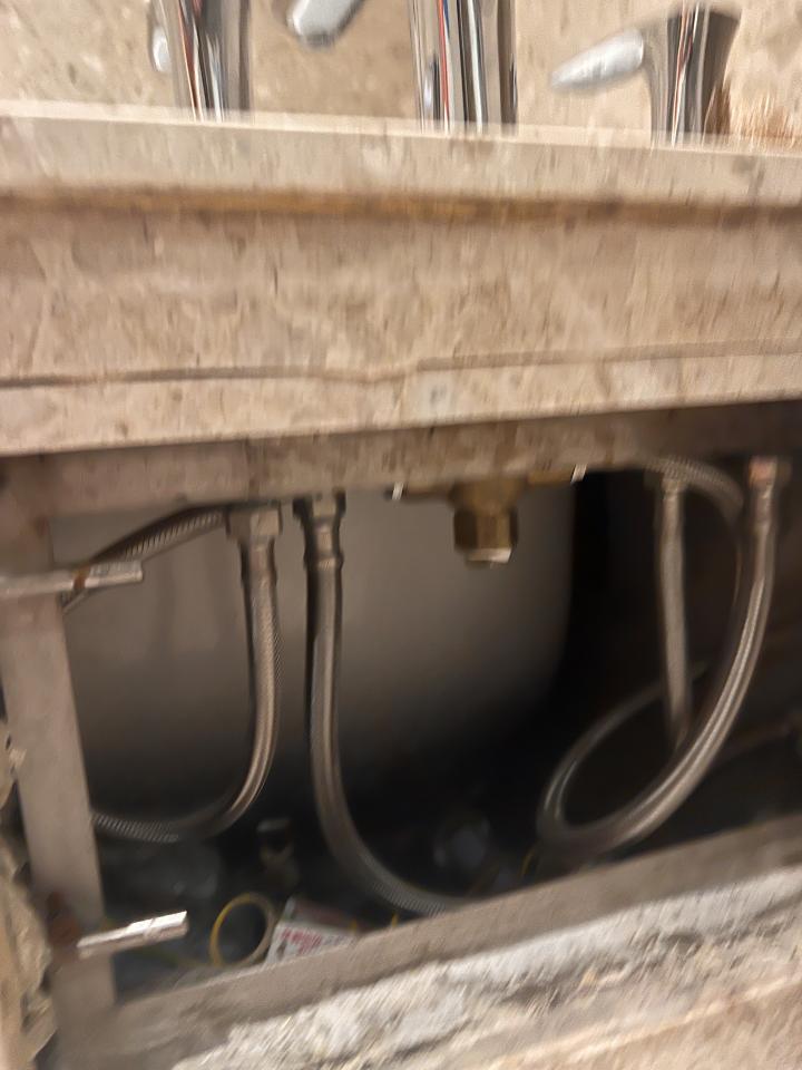Electricity & PlumbingJob photo