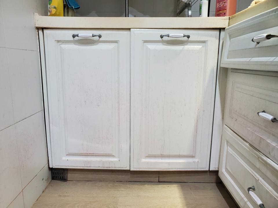 Furniture RepairJob photo