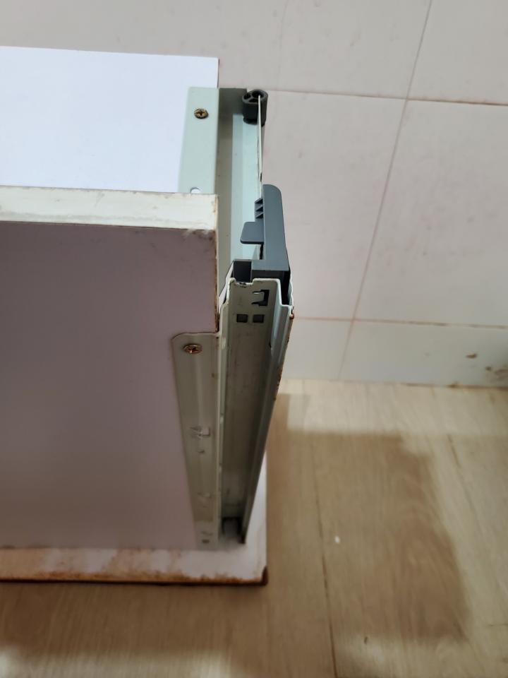 Furniture RepairJob photo