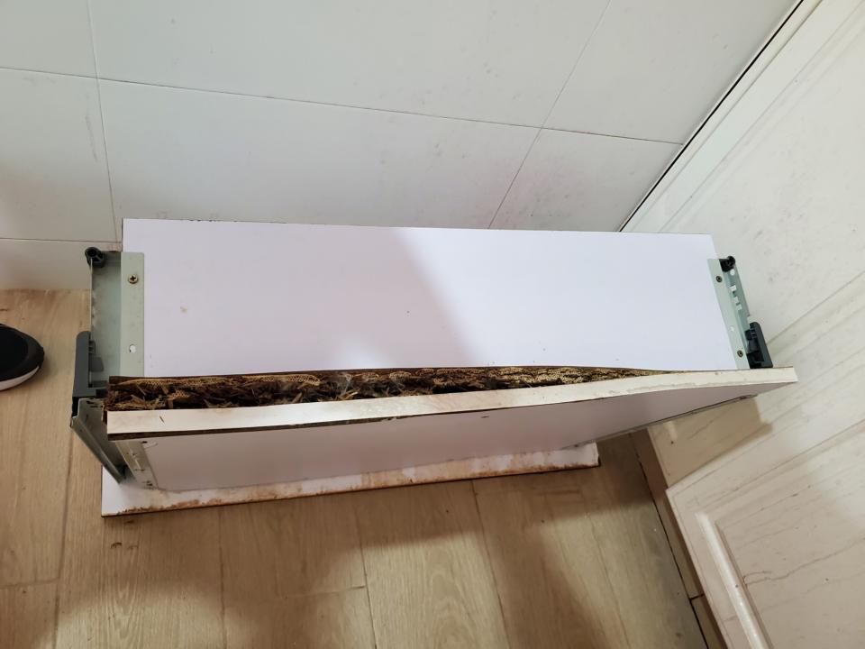 Furniture RepairJob photo