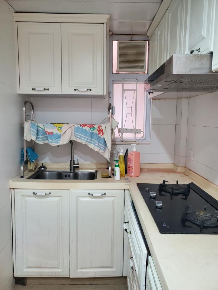 Furniture RepairJob photo
