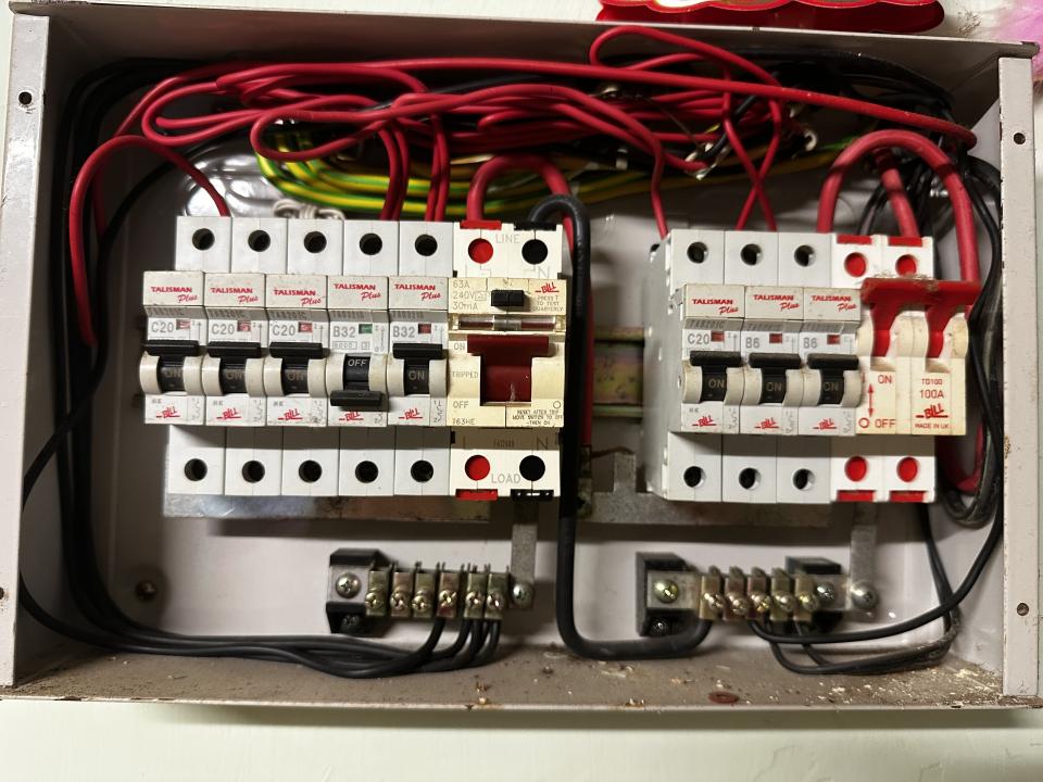 Electricity & PlumbingJob photo
