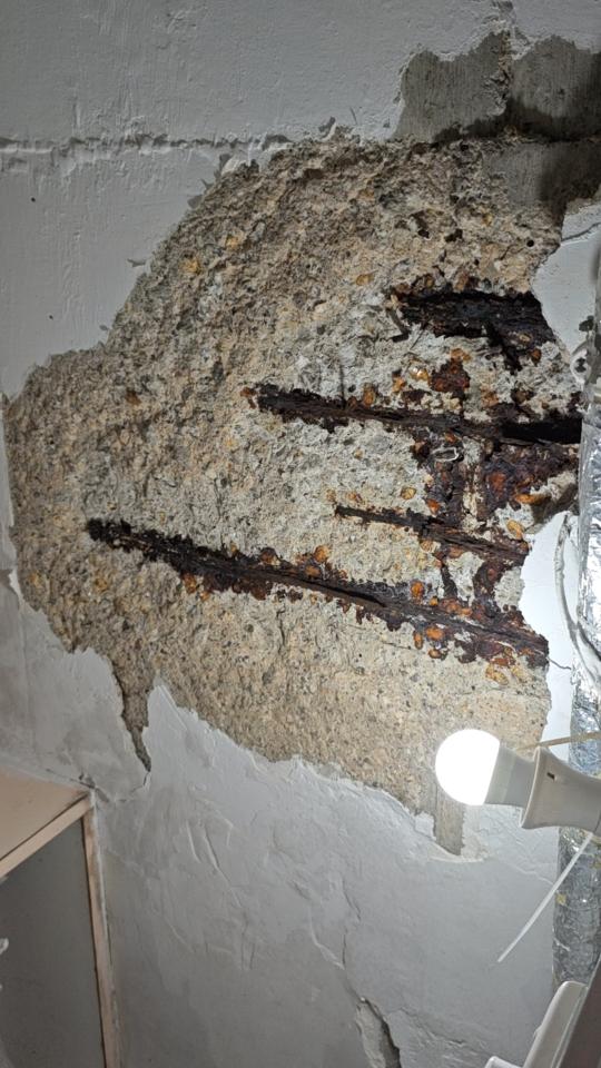 石屎剝落修補工作照片