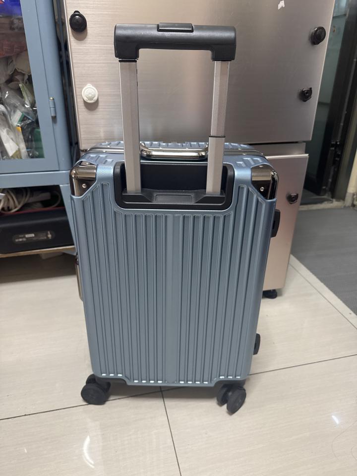 行李箱維修工作照片
