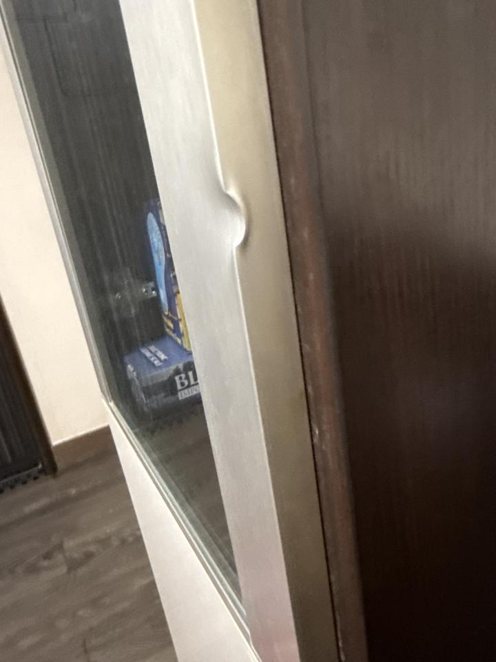 Furniture RepairJob photo