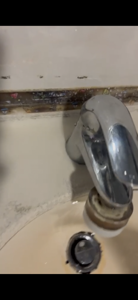 水龍頭安裝工作照片