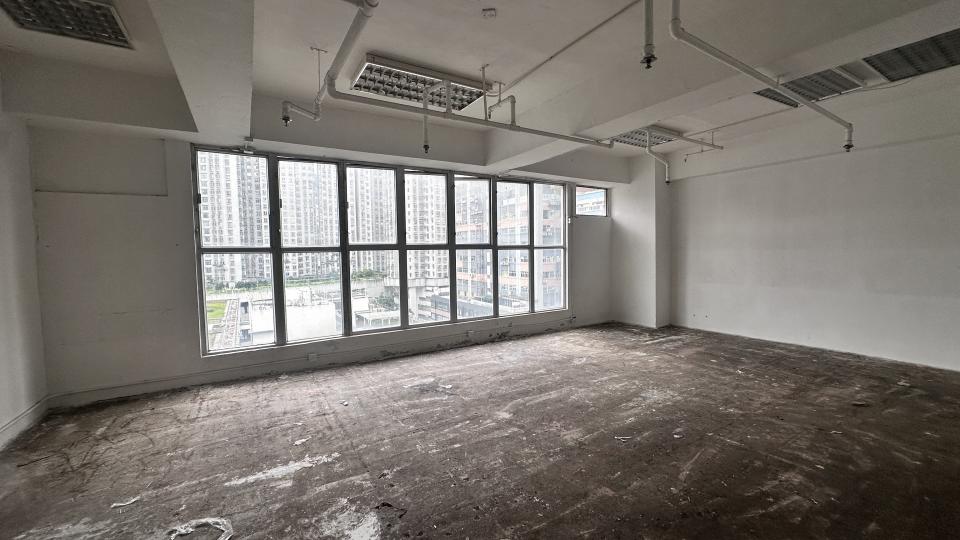 石塑地板工作照片