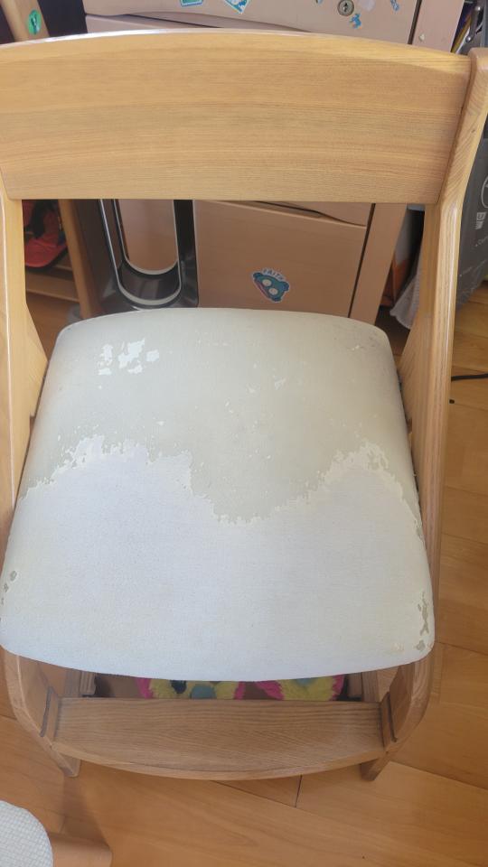 傢俬維修工作照片