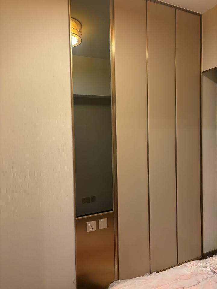 牆紙工程工作照片