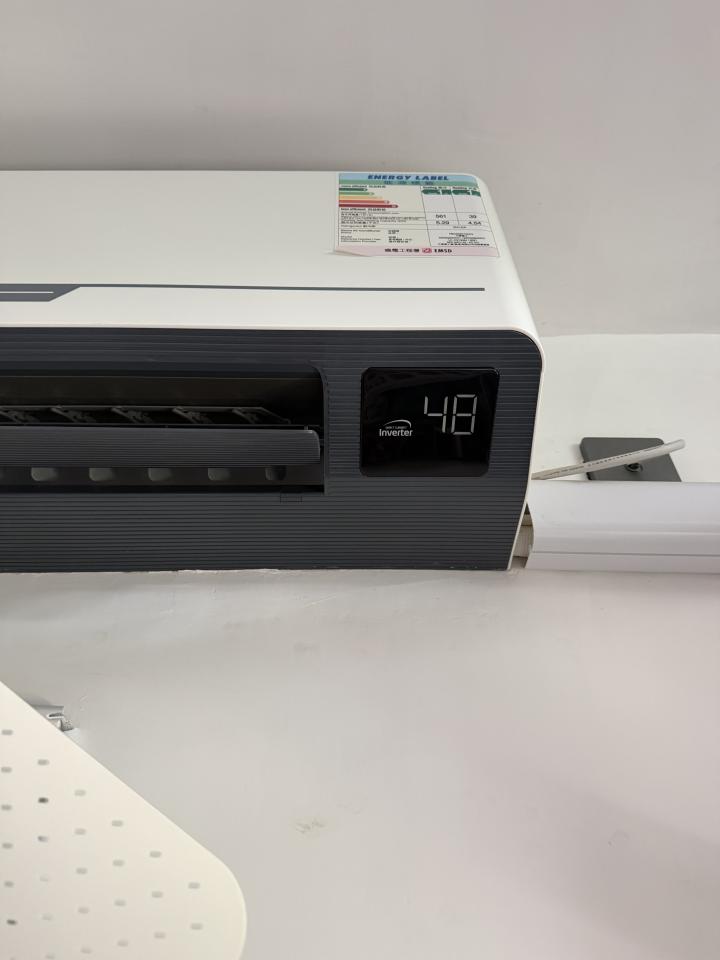 冷氣維修工作照片