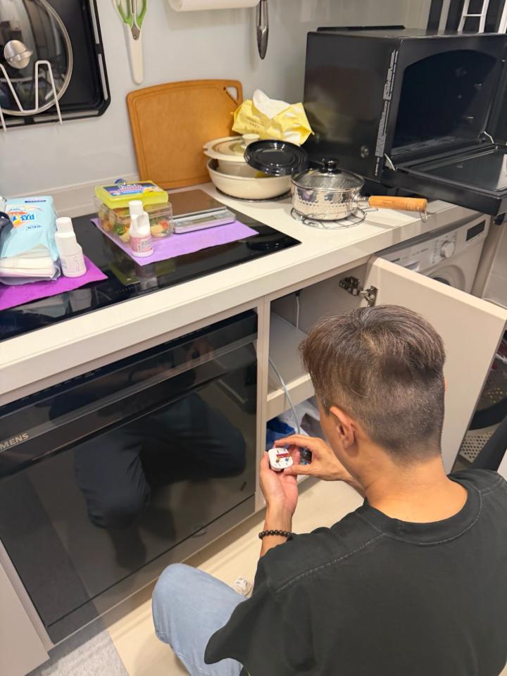 洗碗機安裝工作照片