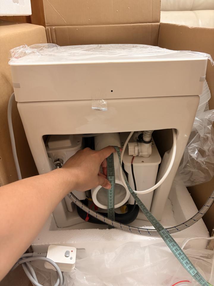 馬桶安裝工作照片