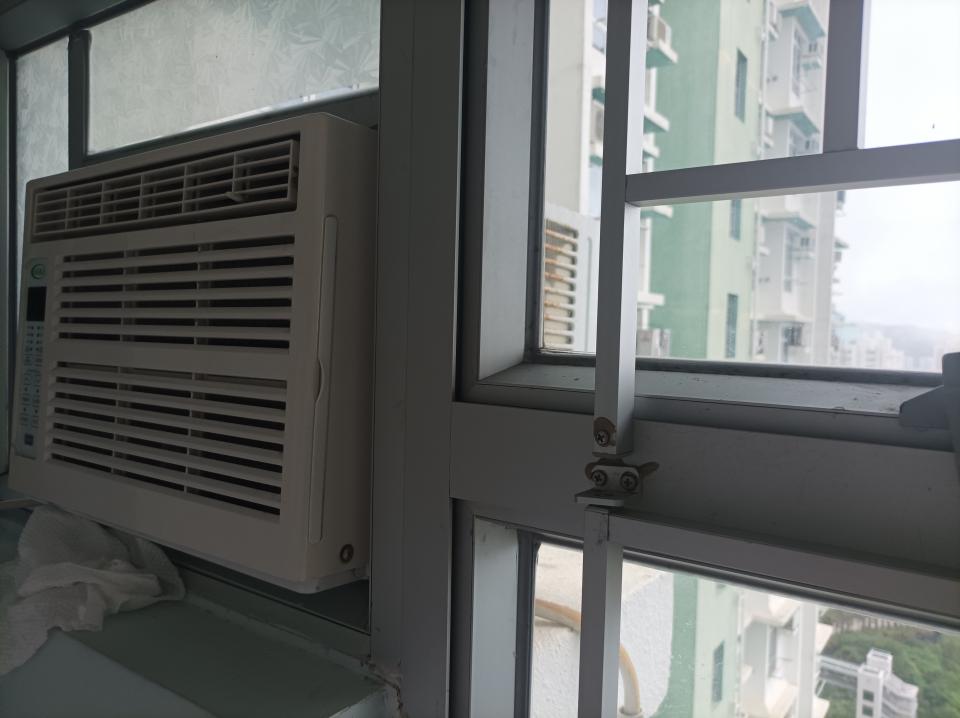冷氣維修工作照片