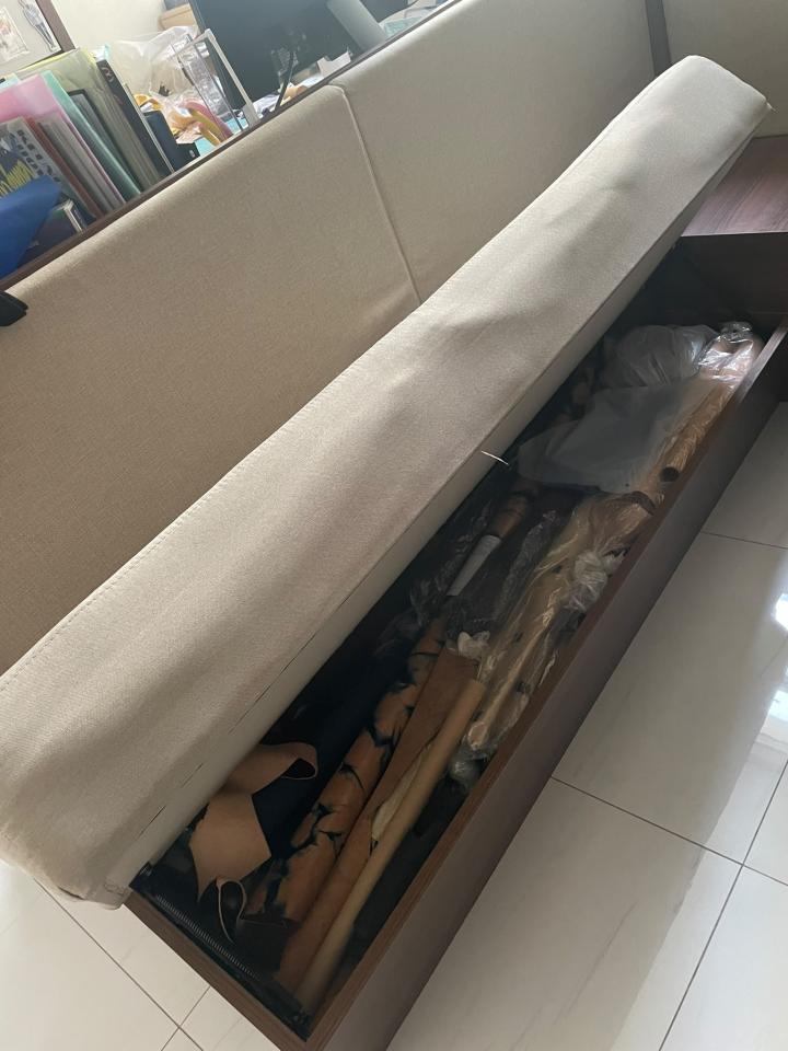 Furniture RepairJob photo