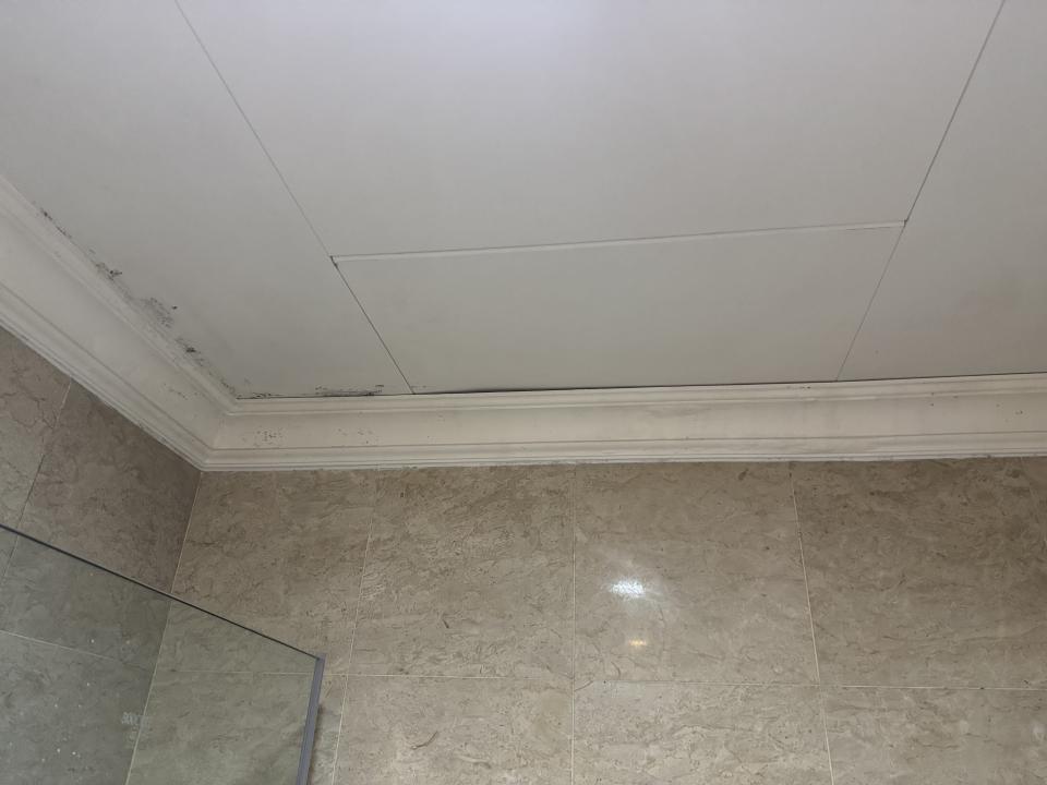 天花工程工作照片