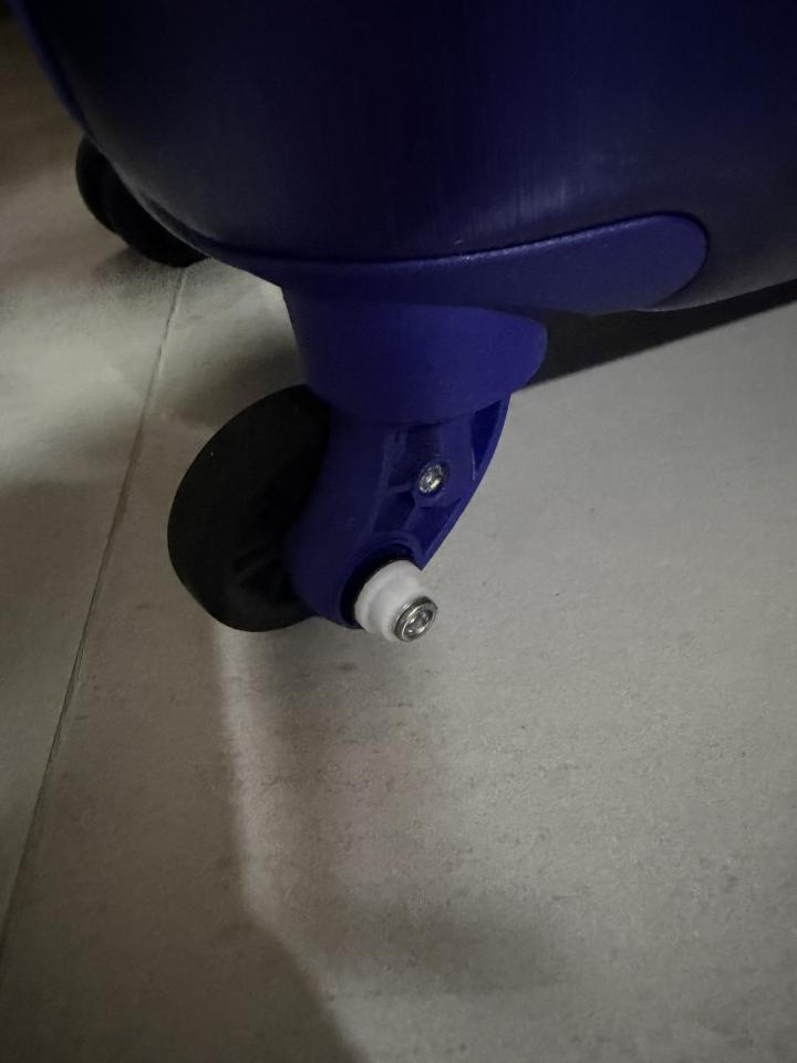 Luggage RepairJob photo