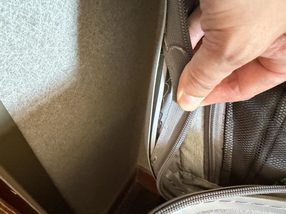 Luggage RepairJob photo