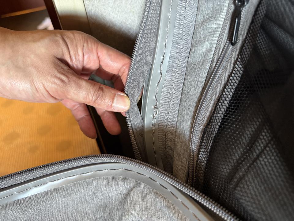 Luggage RepairJob photo