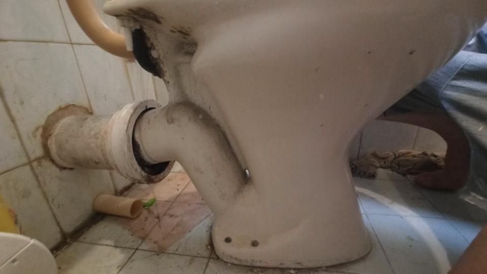 Toilet Installation & RepairJob photo