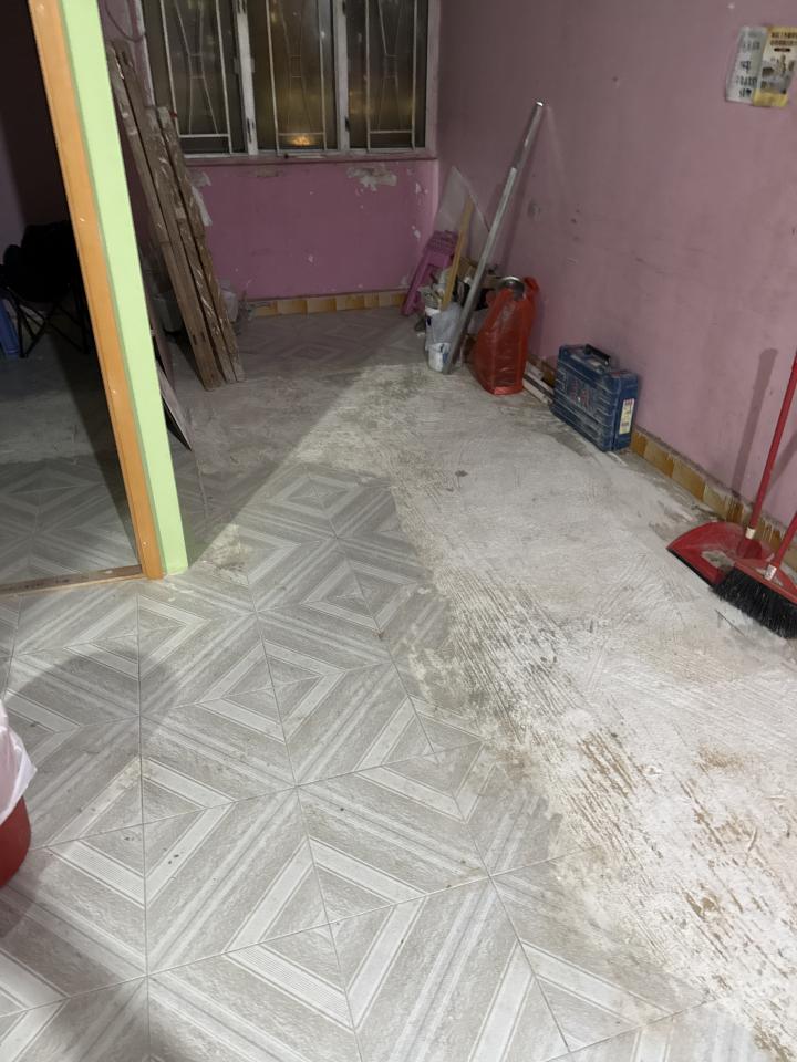 Vinyl FlooringJob photo