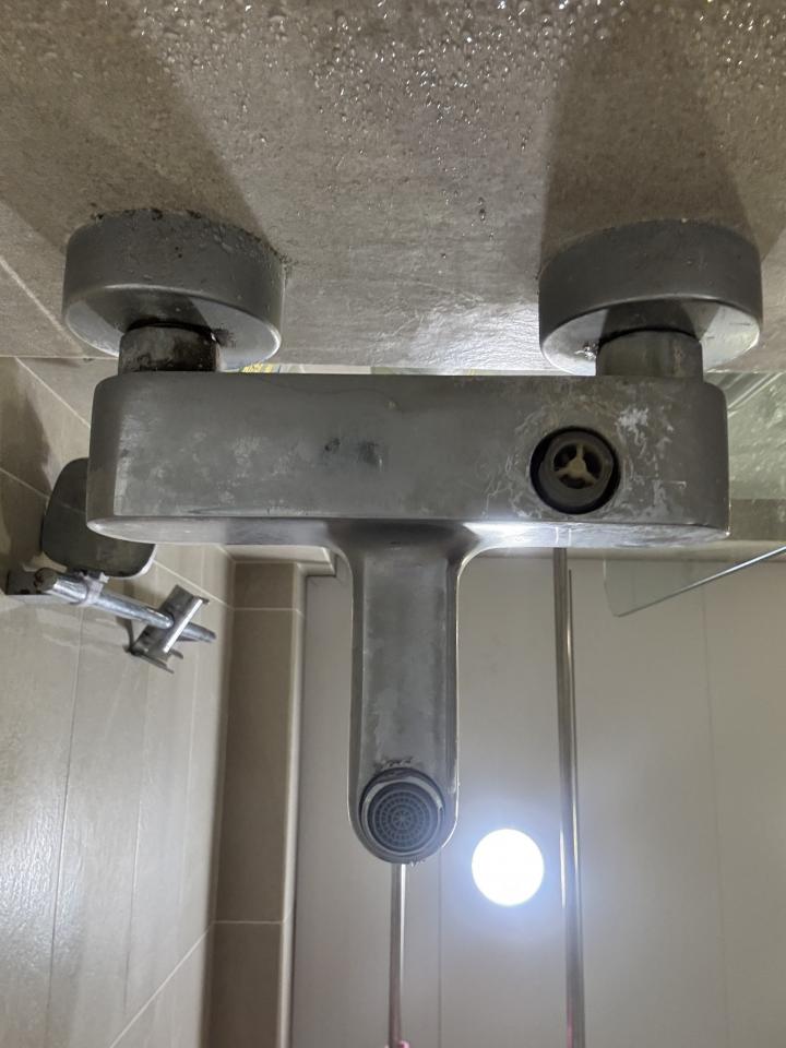 水龍頭安裝工作照片