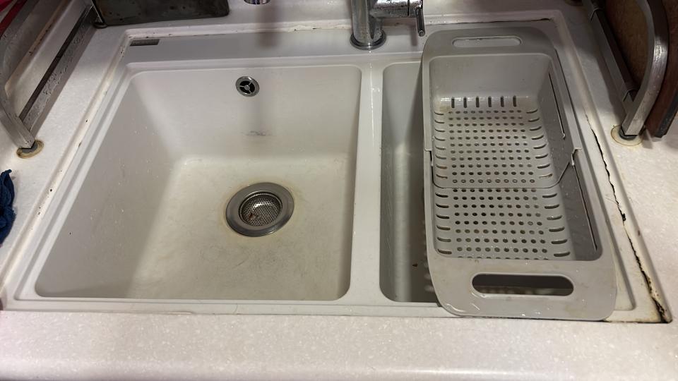 廚房鋅盤安裝工作照片