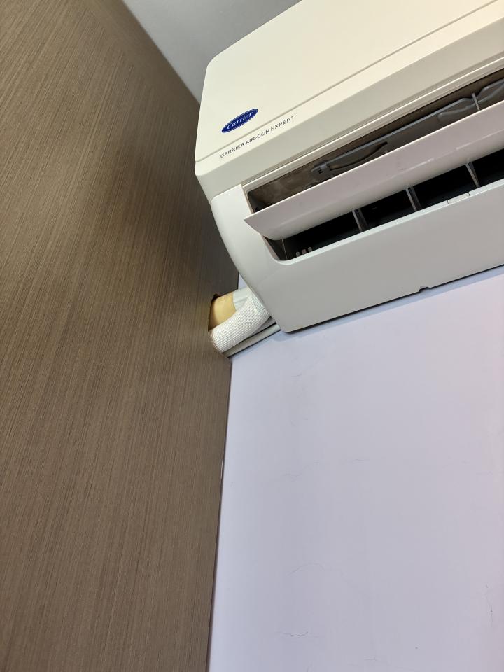 冷氣維修工作照片