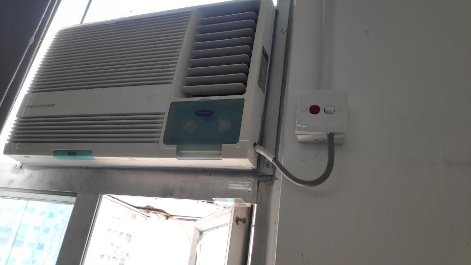 冷氣維修工作照片