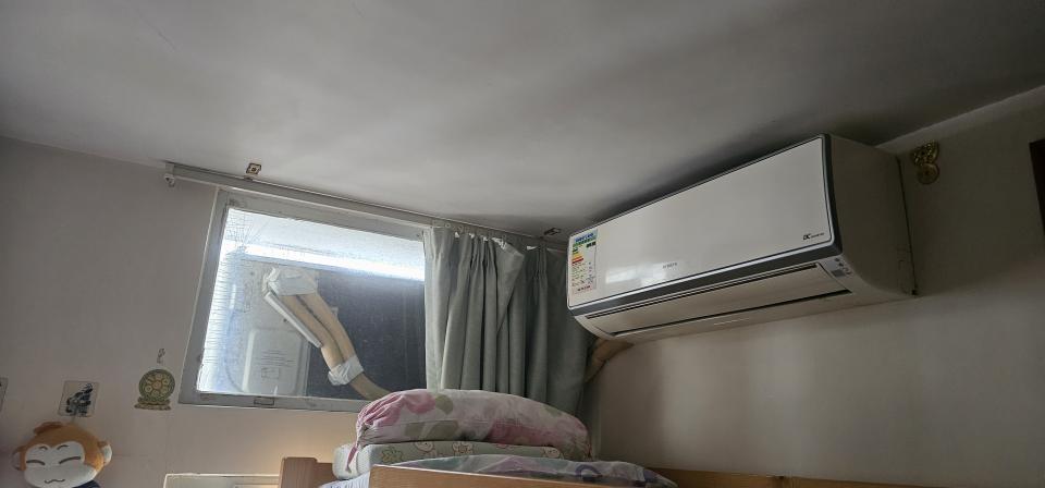 冷氣維修工作照片