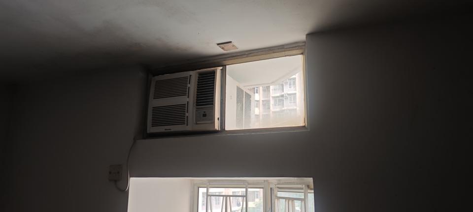 冷氣維修工作照片