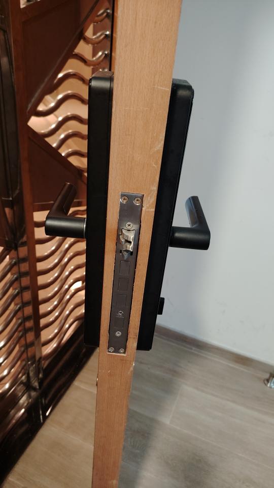 Wooden Door Install & Repair Job photo