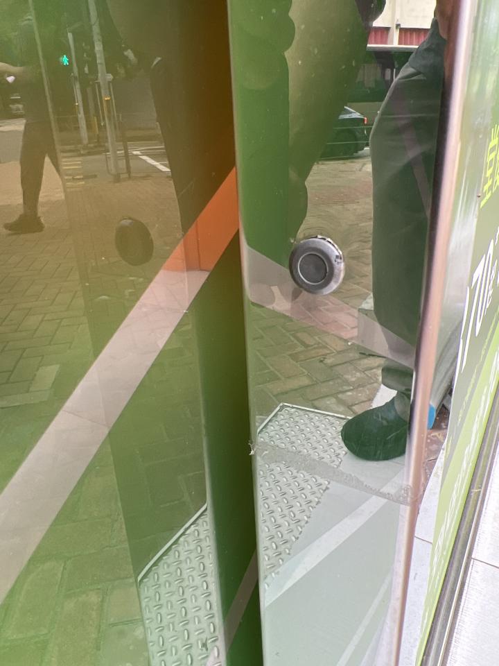 自動門工作照片