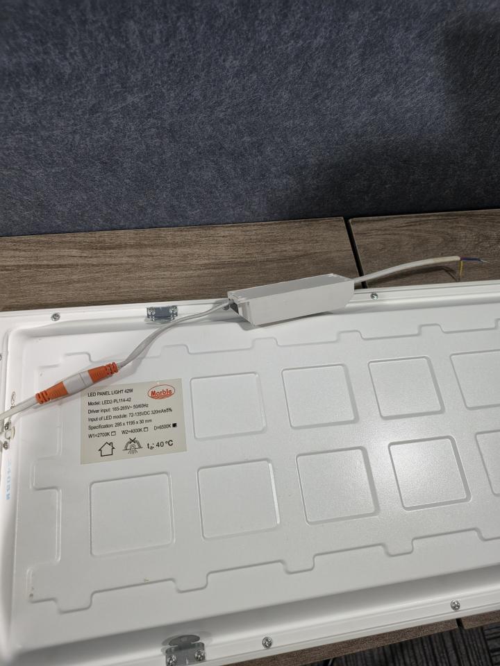 燈飾維修工作照片