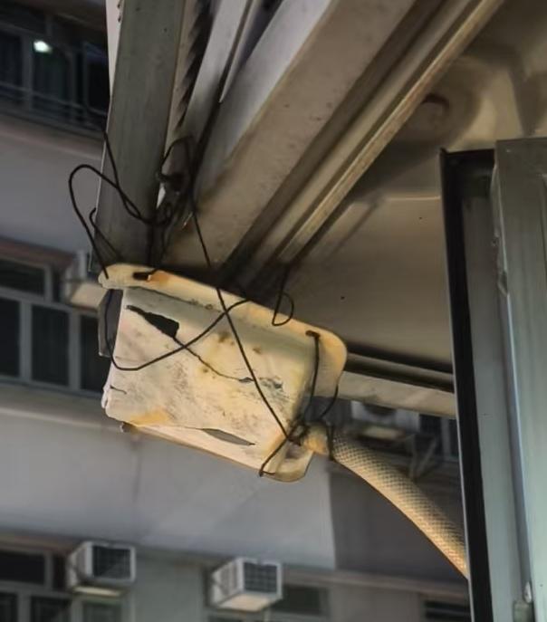 冷氣維修工作照片