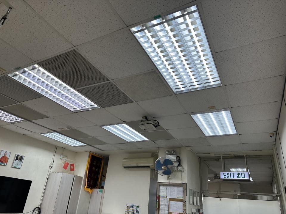 天花工程工作照片