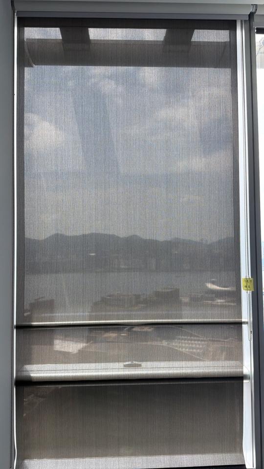 窗簾安裝工作照片