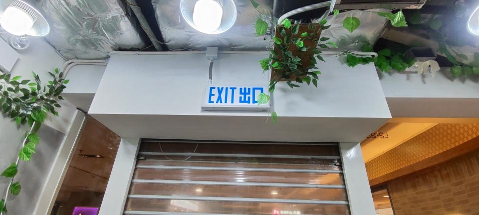 捲閘維修工作照片