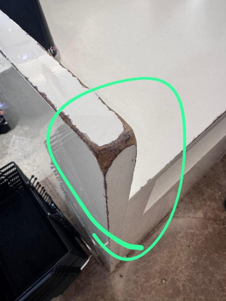 傢俬維修工作照片