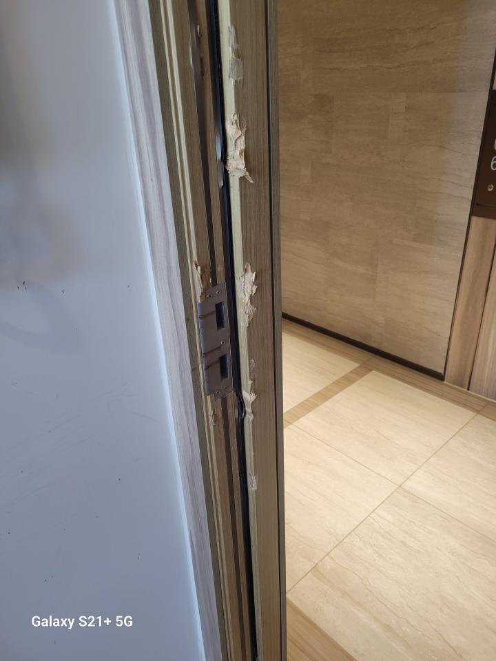 大門安裝工作照片