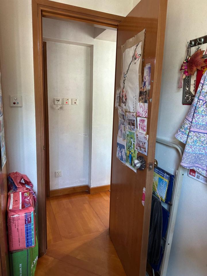 房門安裝工作照片